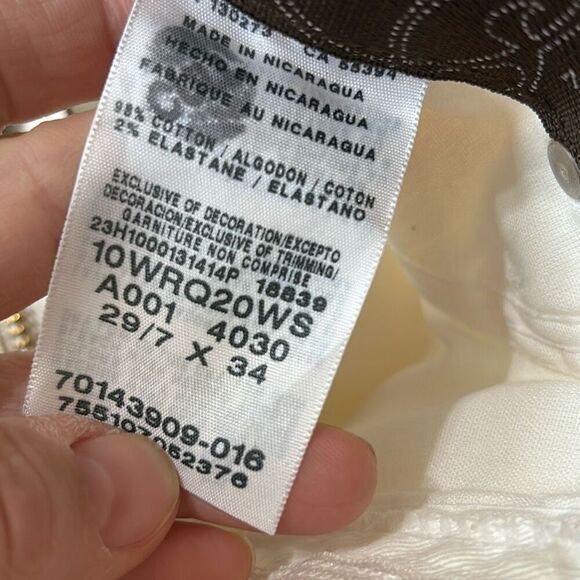 WOMEN'S WRANGLER® ULTIMATE RIDING JEAN Q-BABY MID-RISE BOOTCUT. 29x34 - Picture 7 of 11